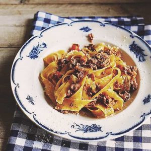 Kurs dukat för fest bjud på äkta italiensk mat med italienska familjerecept
